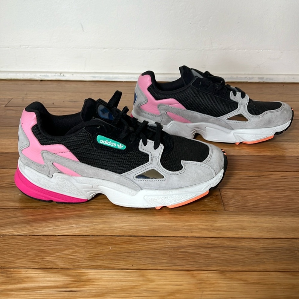 Adidas Womens Falcon “Light Granite” | Size 9